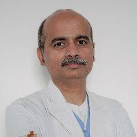consulter dr rakesh khera meilleur chirurgien oncologue uro hôpital medanta gurgaon delhi
